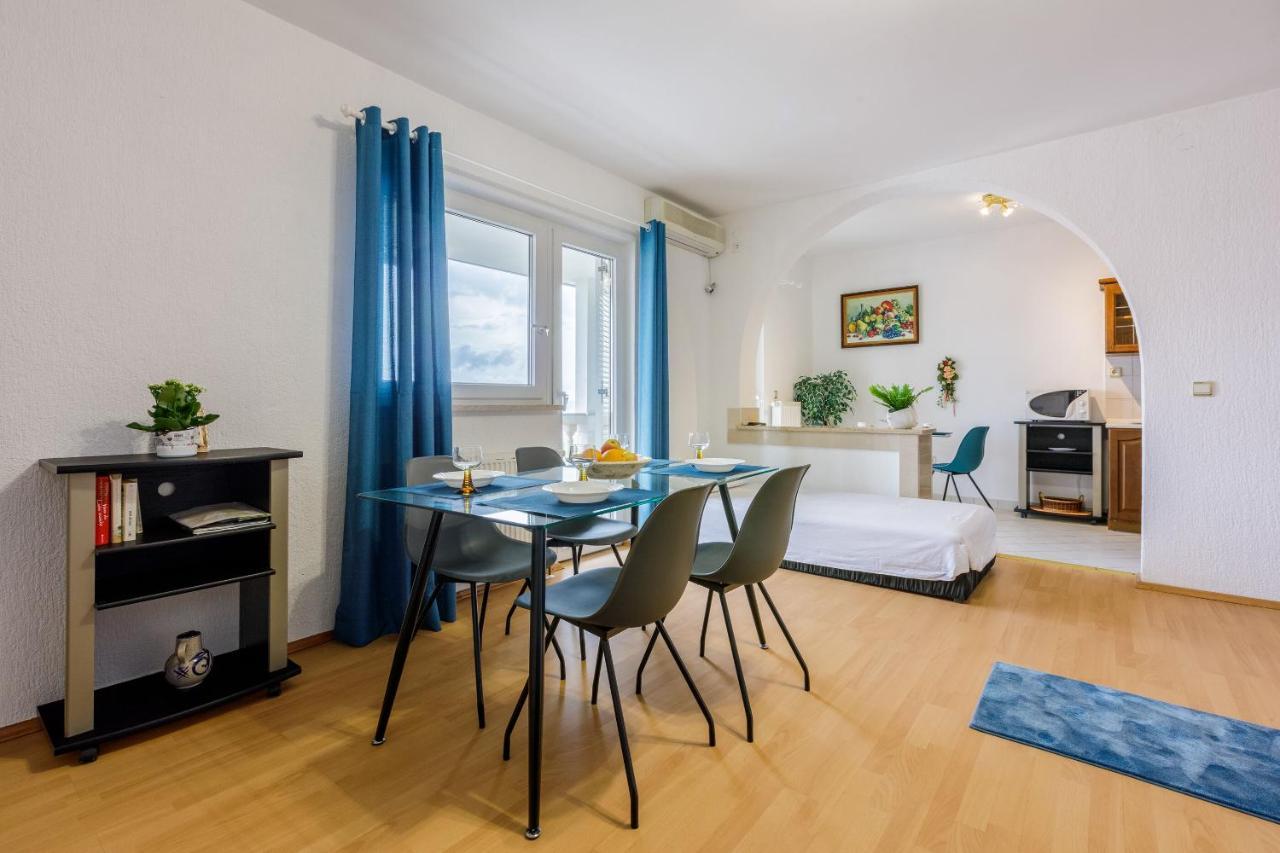 Apartments Anita Novi Vinodolski Eksteriør bilde
